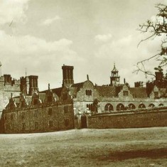 Knole exterior James Cox Doggett walked to Knole in the 1870s from the east end of London, to find work as a wheelwright.
