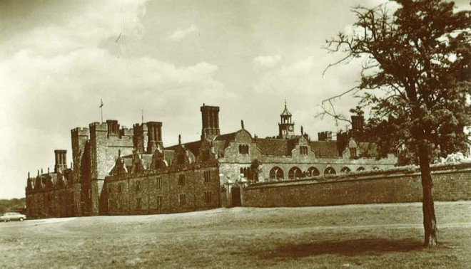 James Cox Doggett walked to Knole in the 1870s from the east end of London, to find work as a wheelwright.