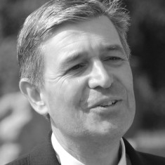 Richard Hill manages the Knole project team