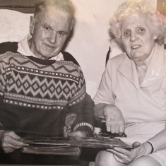 Jack Tye, mason &  plasterer for Knole Estate, with wife Elizabeth, who also worked for the Sackville-West family