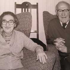 Mr_MrsRitchie1 Margaret and David Ritchie, Knole's 5th housemaid and gardener | NT Images