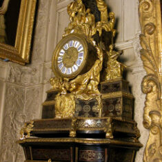 by Etienne Baillon (fl.1678) Before conservation, the late Louis XIV Boulle pendule, listed as c.1710, on a later stand, c.1770. | NT/Jane Mucklow