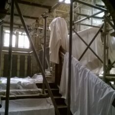 Bespoke scaffolding protecting the Wall Painting scheme at Knole | NT Images