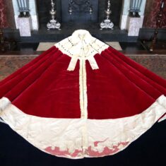 P1070905_resized Coronation robes | NT Images/Jo Hatcher